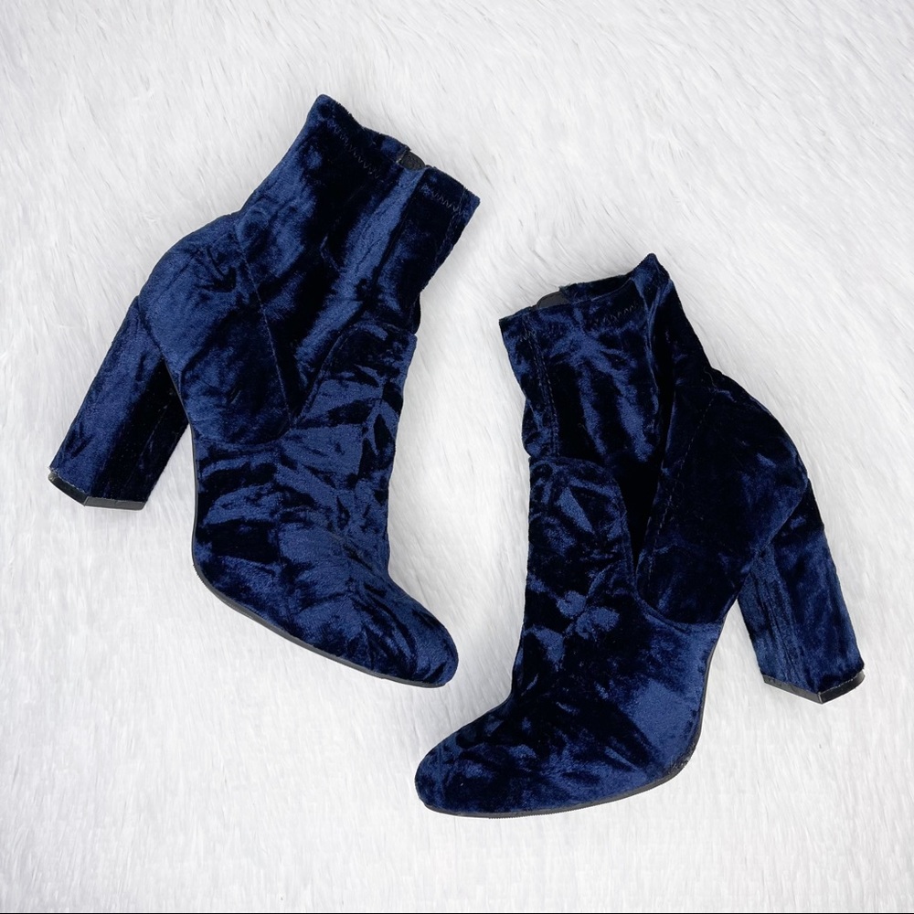 MOSSIMO / blue velour velvet heeled boots / 8
